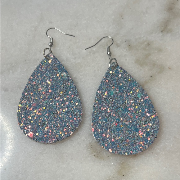 Handmade Jewelry - Glittering Teardrop Earrings in Silver and Blue